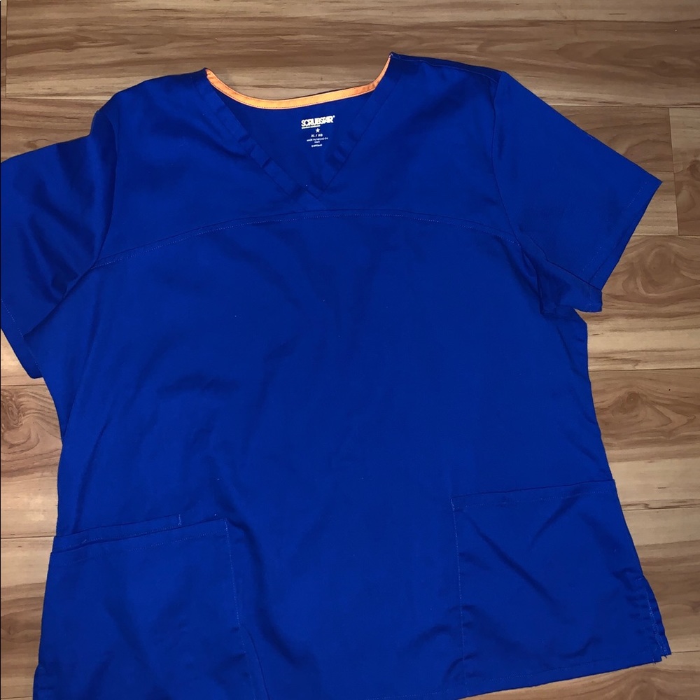 Scrub top blue